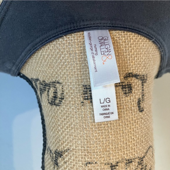 Lot of two nursing bras - Picture 14 of 14